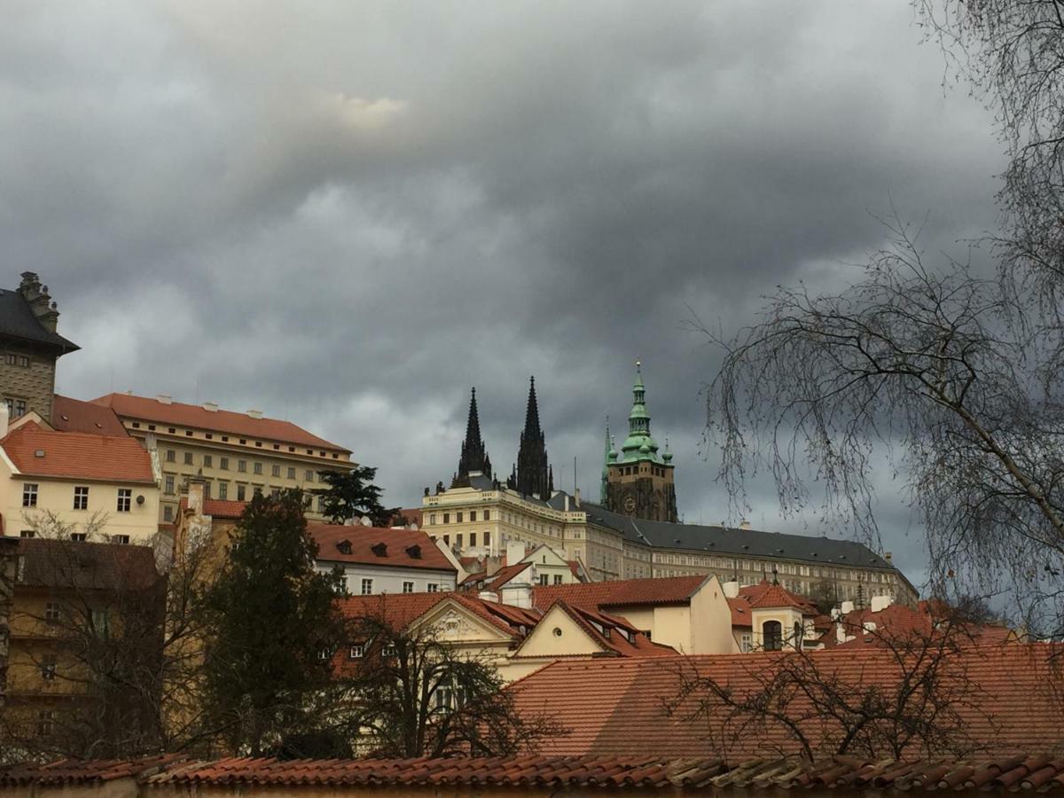 Apartment Nebovidy I - Historic Centre - Terrace - Air Conditioning Praha Bagian luar foto